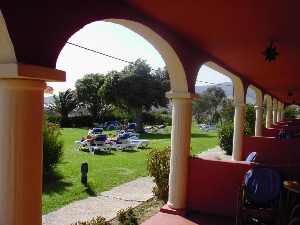 Hotel Copacabana Tarifa Beach Exterior foto
